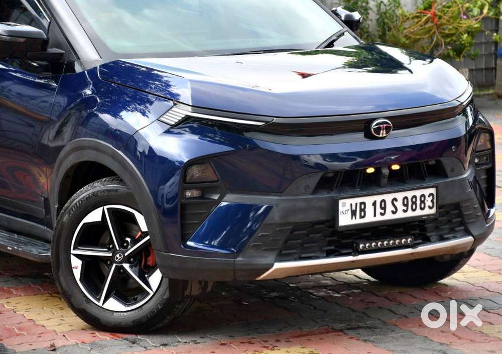 Tata Nexon, 2025, Petrol