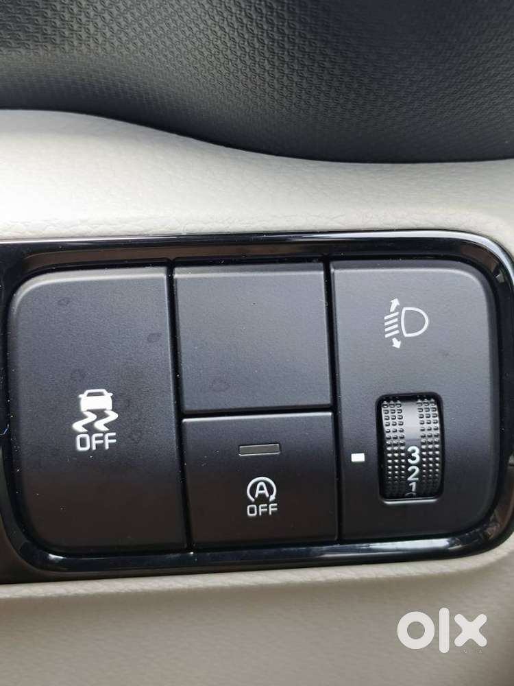 Kia Sonet Htx D, 2023, Petrol