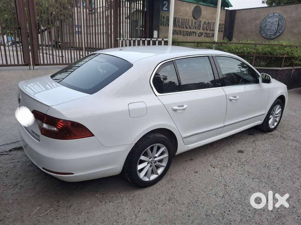 Skoda Superb 1.8 Elegance Tsi At, 2015, Petrol
