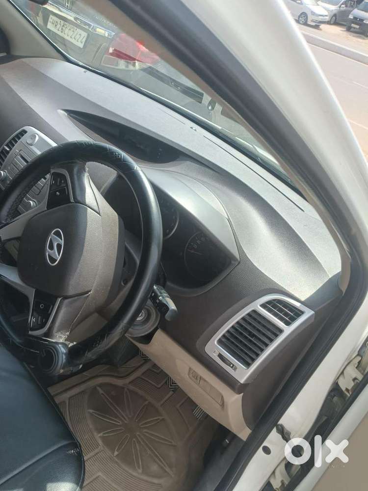 Hyundai I20 2010 Petrol 90000 Km Driven