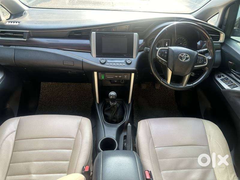 Toyota Innova Crysta