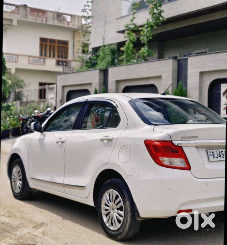 Maruti Suzuki Swift Dzire 1.2 Vxi Bsiv, 2022, Petrol