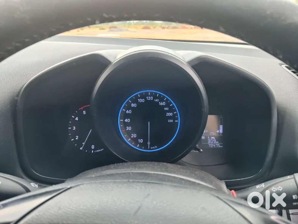 Hyundai Venue 2019 Diesel 80000 Km Driven