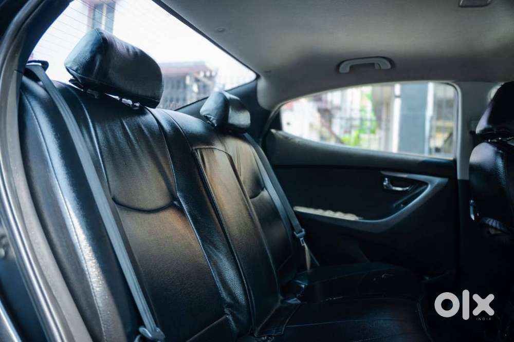 Hyundai Elantra 1.6 S, 2015, Petrol