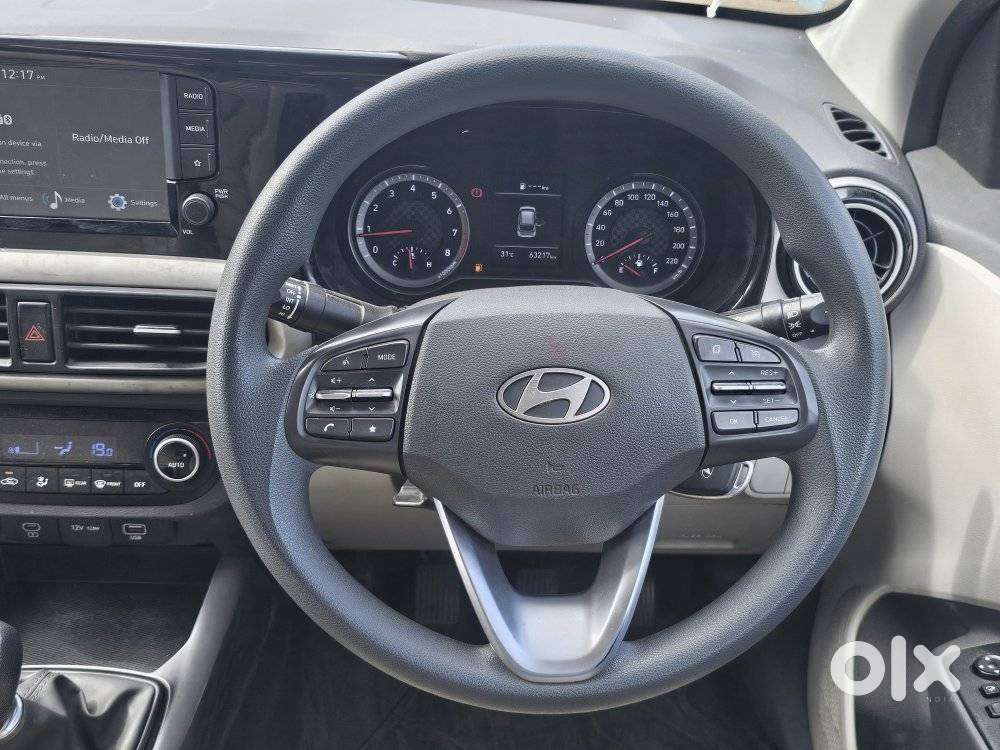 Hyundai Grand I10 1.2 Crdi Sportz Dual Tone, 2023, Petrol