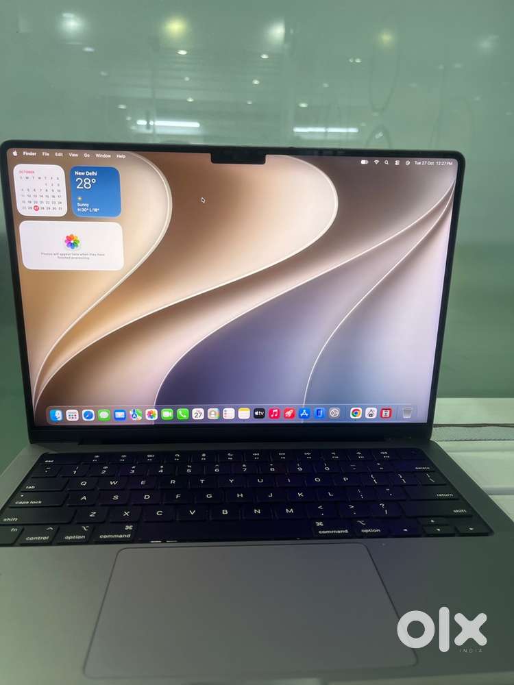 M1 pro Chip laptop 14inch 16GB RAM 512GB 1 year warranty