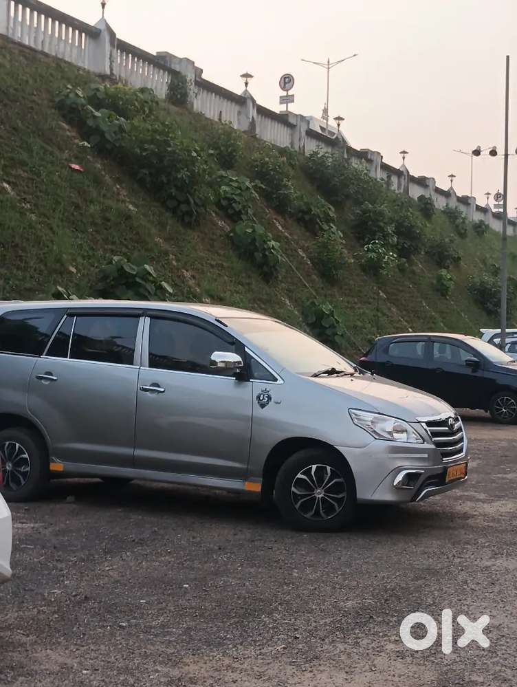 Toyota Innova 21/12/2015 Diesel Good Condition
