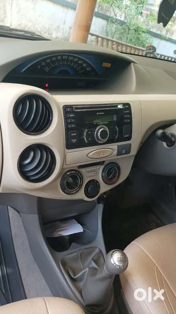 Toyota Etios [2013-2014] Petrol