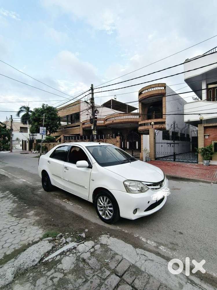 Toyota Etios V, 2012, Cng & Hybrids