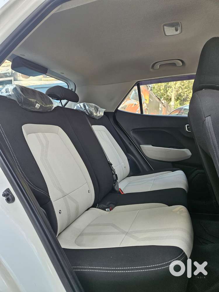 Hyundai Venue S 1.2 Petrol, 2024, Petrol