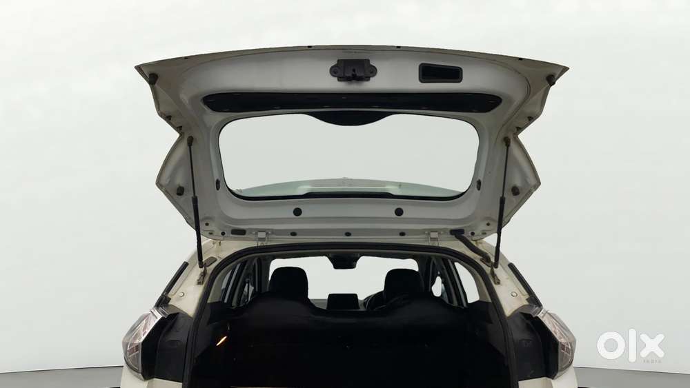 Tata Nexon 1.2 Revotron Xma Amt, 2022, Petrol
