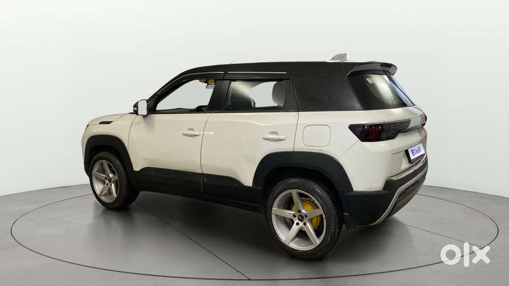 Maruti Suzuki Vitara Brezza 1.5 Vxi At, 2023, Petrol