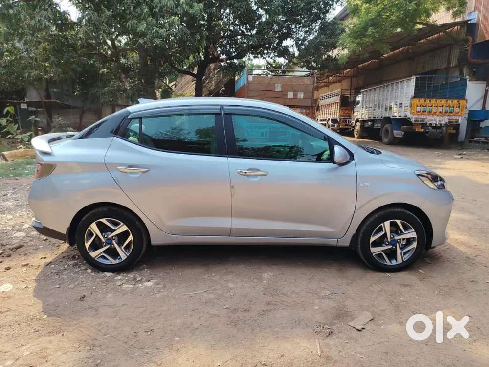 Hyundai Aura 2024 Petrol Amt Car