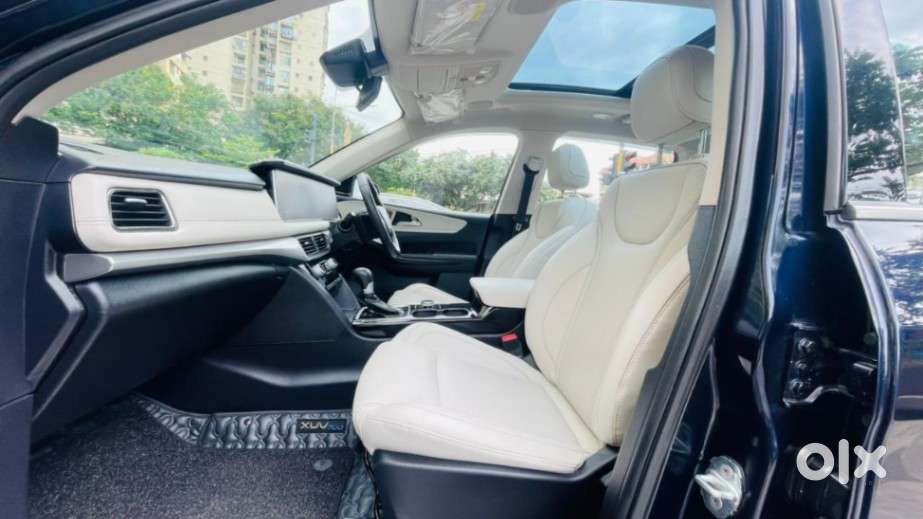 Mahindra Xuv700 2.0 Ax 7 Petrol At Luxury Pack Str, 2024, Petrol