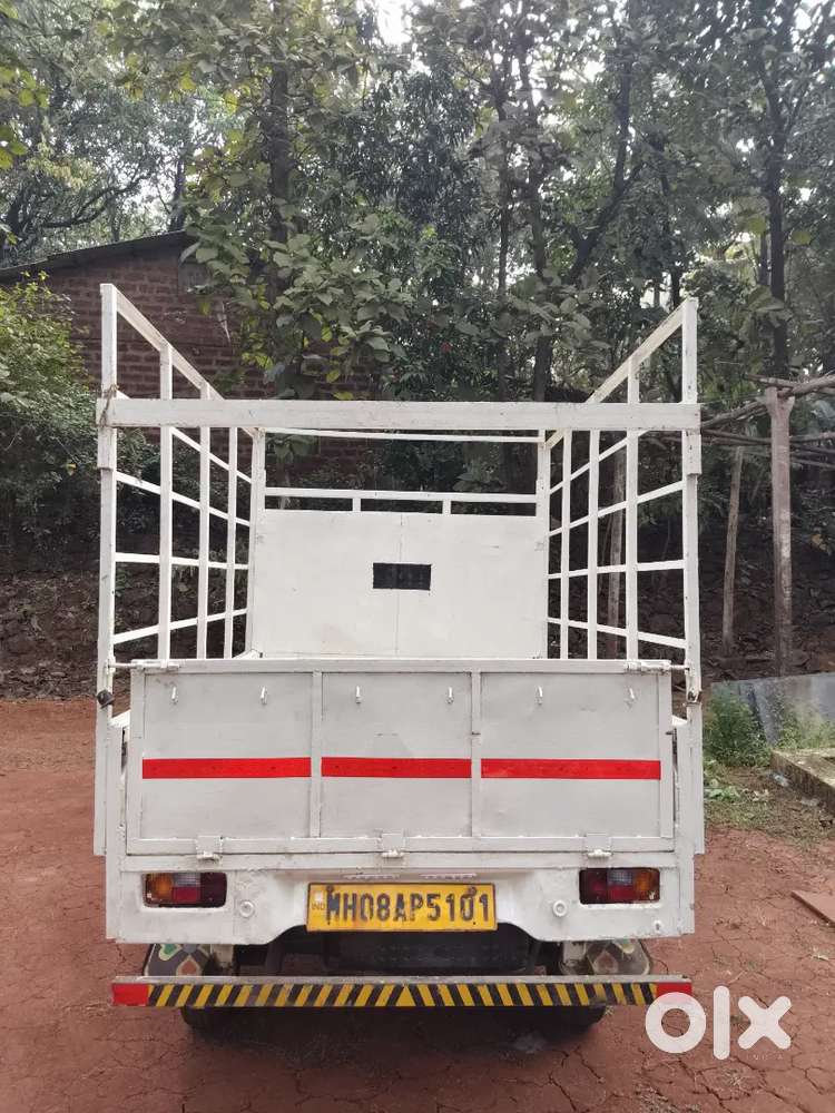 Mahindra Supro 2021