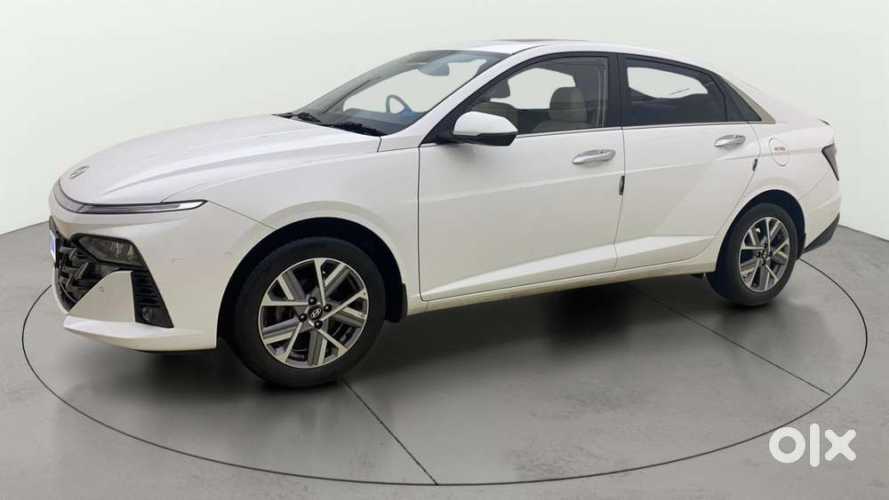 Hyundai Verna 1.5 Mpi Mt Sx (o), 2024, Petrol