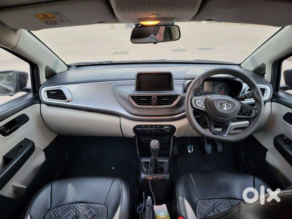 Tata Altroz 1.2 Xt, 2022, Petrol