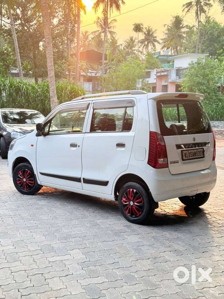 Maruti Suzuki Wagon R Lxi Optional, 2016, Petrol