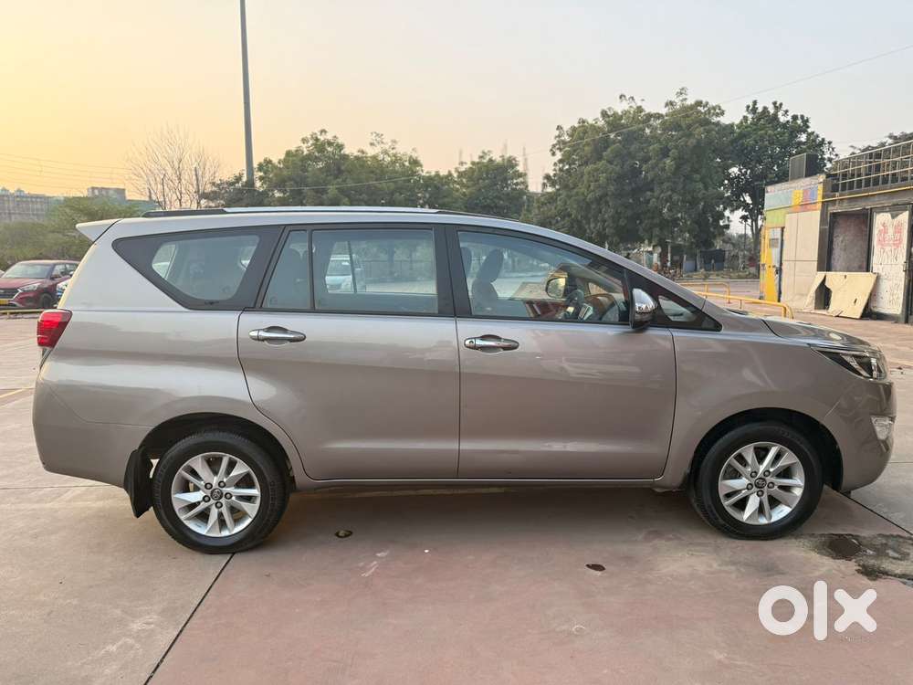 Toyota Innova Crysta 2.8 Gx At, 2017, Diesel