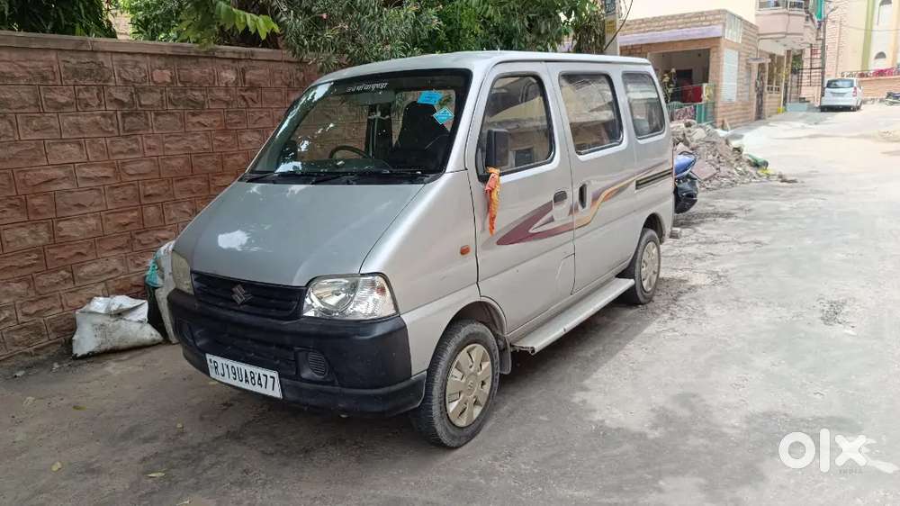 Maruti Suzuki Eeco Smiles 2012