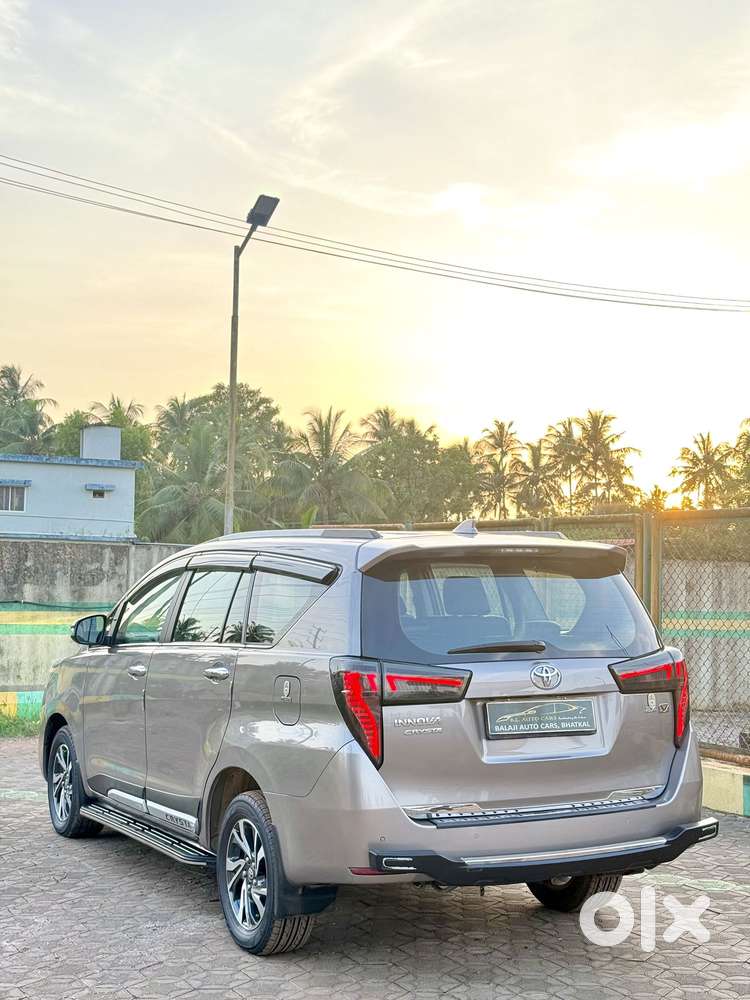 Toyota Innova Crysta 2.4 V 8 Str, 2024, Diesel