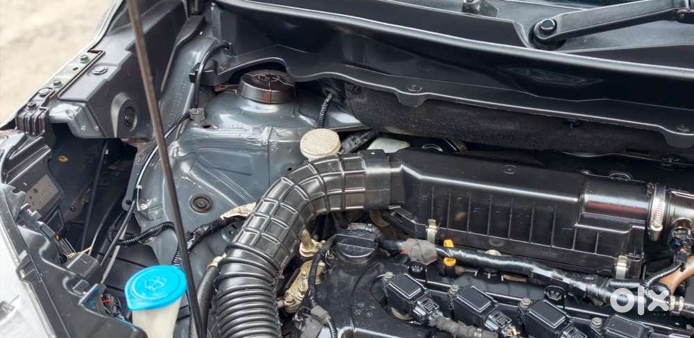 Maruti Suzuki Xl6 1.5 Zeta Mt, 2019, Petrol