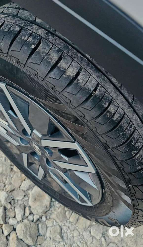 2022 Hyundai Venue Sx Diesel  Sunrooffull Insurance Till 2027