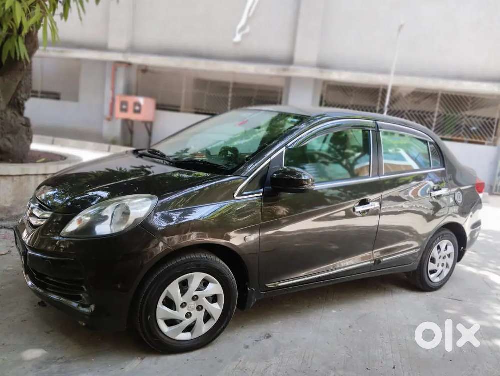 Honda Amaze 2016 Diesel Well Maintained