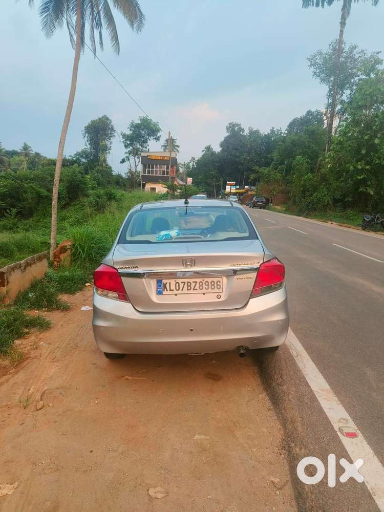 Good Condition Show Room Service