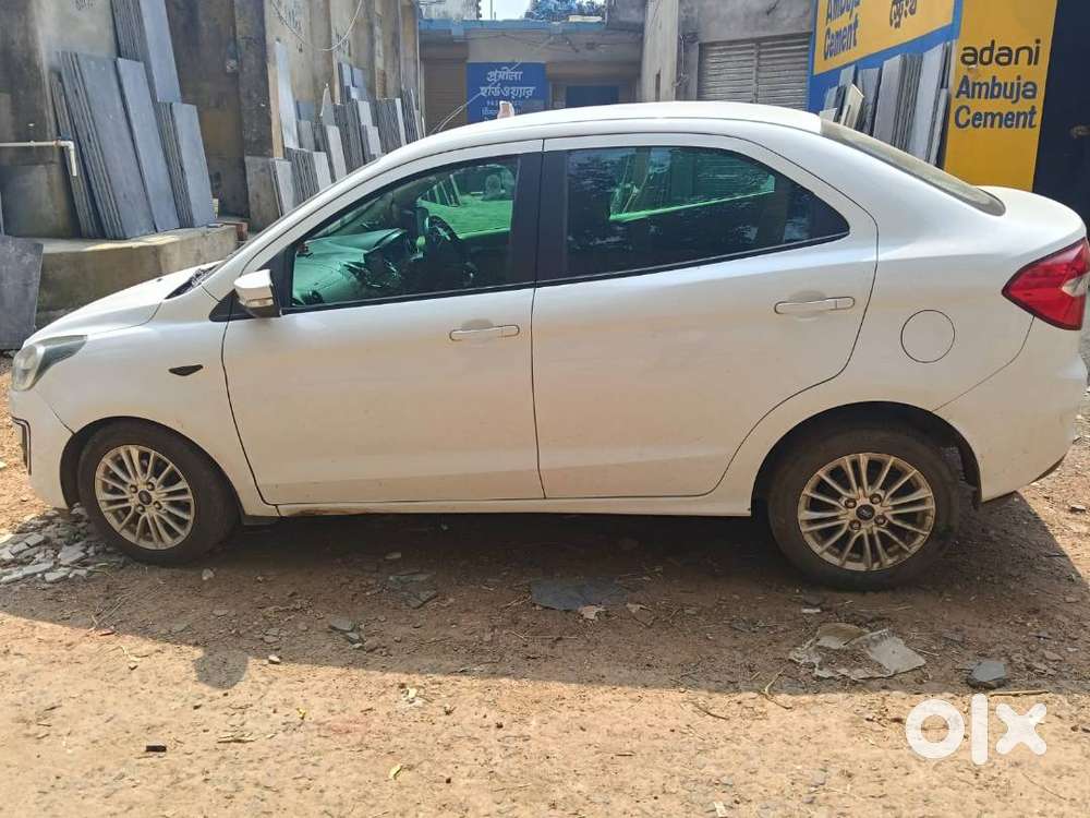 Ford Aspire Titanium