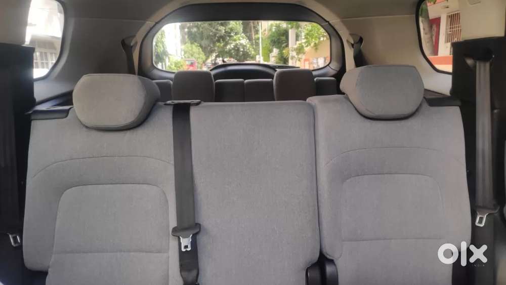 Tata Safari Pure Plus S, 2025, Diesel