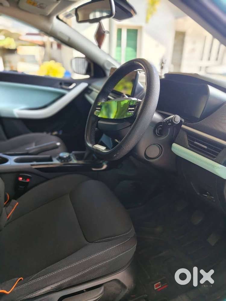 Tata Nexon Creative Plus Diesel Mt