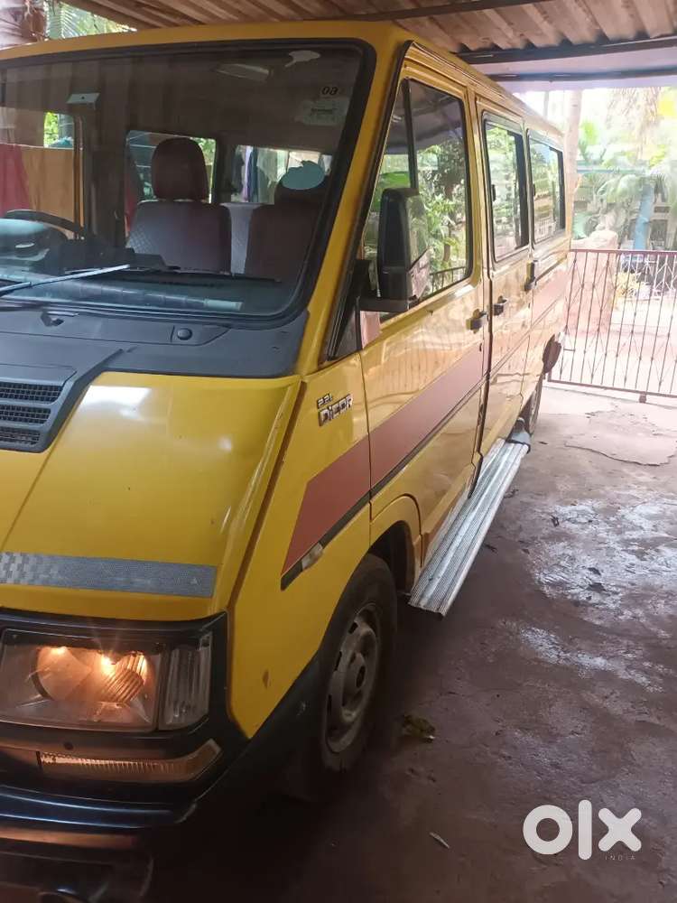 Tata Winger 2017
