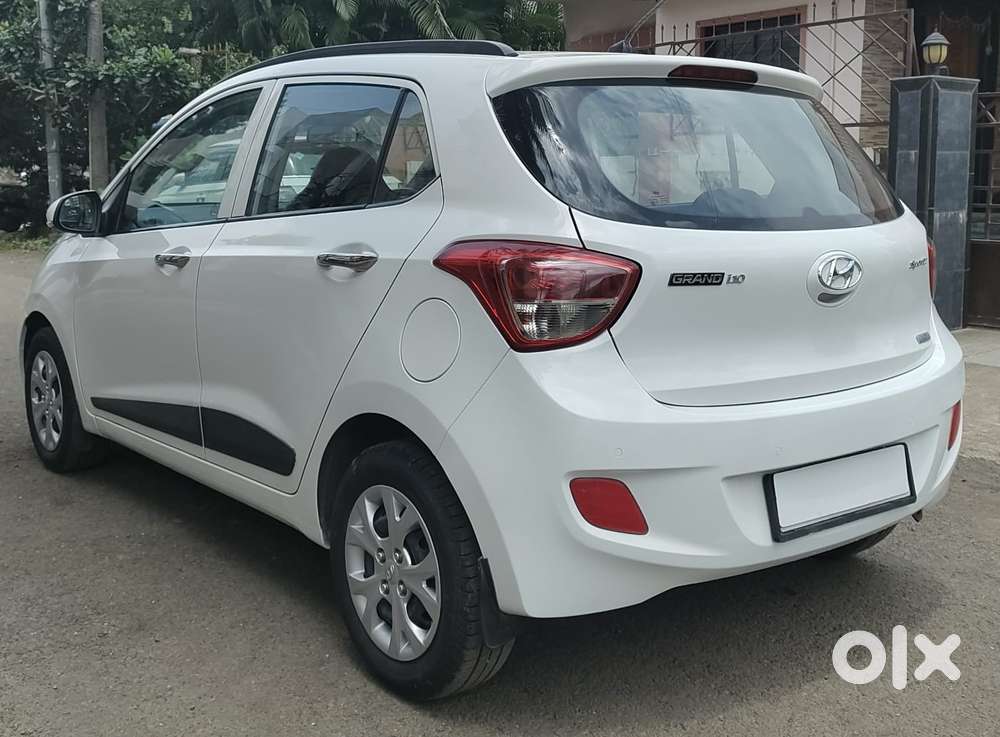 Hyundai Grand I10 Sportz, 2014, Petrol