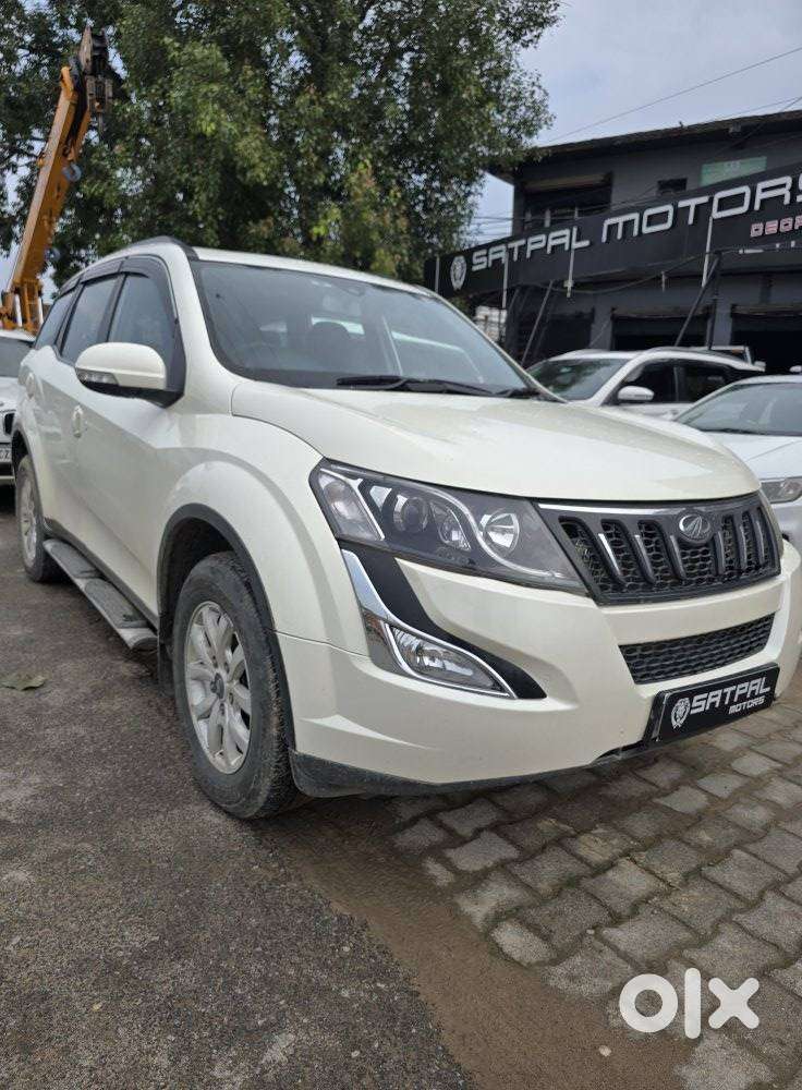 Mahindra Xuv500 2.2 W10, 2016, Diesel