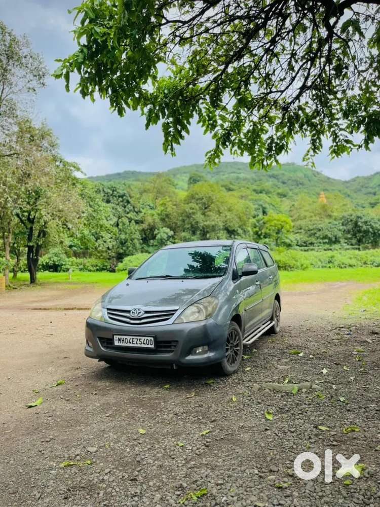 Toyota Innova G3 2011