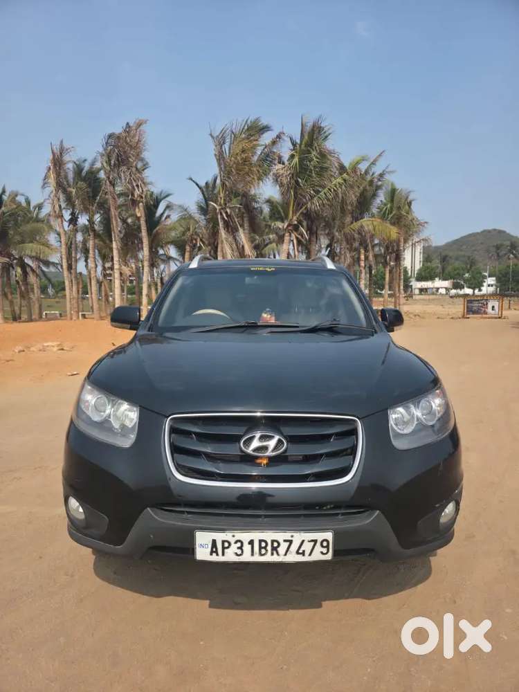 Hyundai New Santa Fe 2011 Diesel 17000 Km Driven