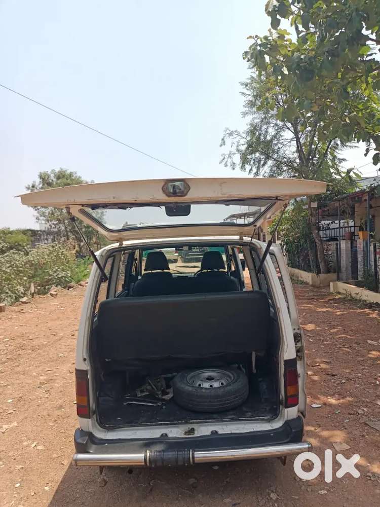 Maruti Suzuki Omni 2014 Petrol 105000 Km Driven