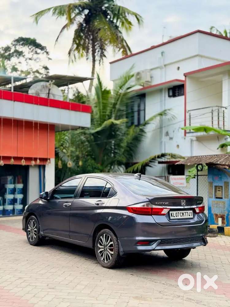 Honda City Hybrid Ehev 2018 Petrol Well Maintained
