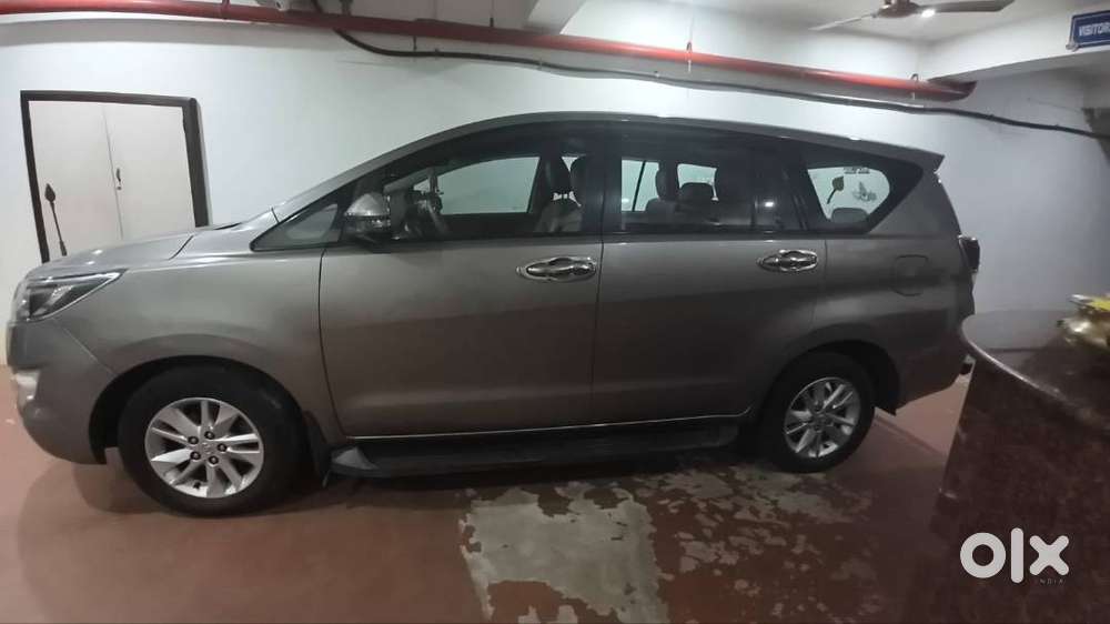 Toyota Innova Crysta