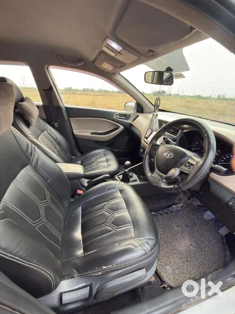 Well Maintained Hyundai I20 Asta (top Variant) 2016 Model Petrol