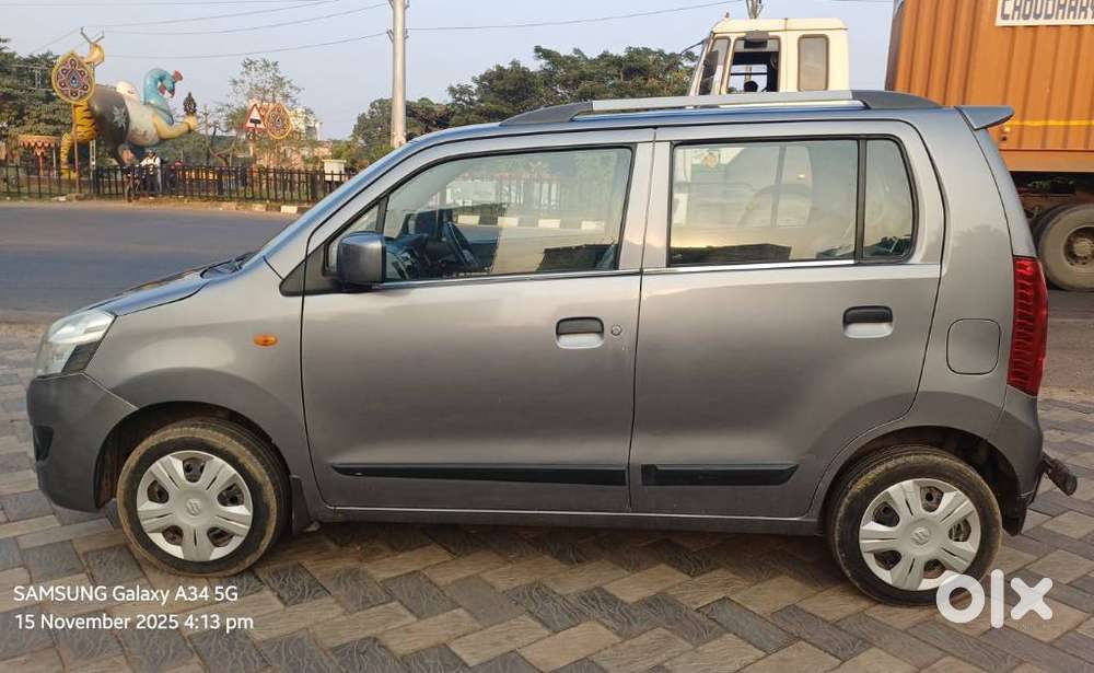 Maruti Suzuki Wagon R Amt Vxi Plus Option, 2017, Petrol
