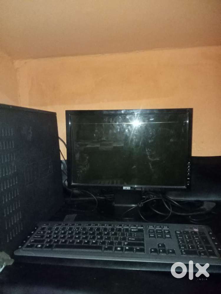 Window i7 or ram 8 or sd 512