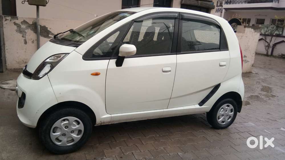 Tata Nano Xta, 2017, Petrol