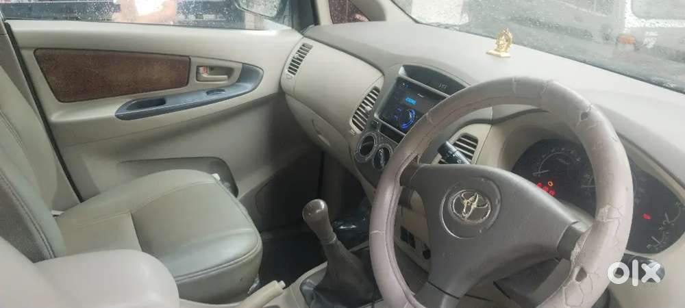 Toyota Innova Diesel 2011 Car