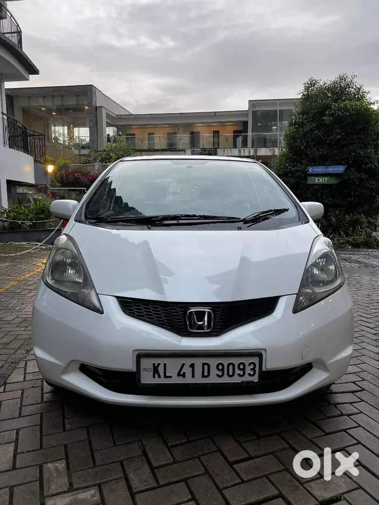 2011 Honda Jazz Full Option  Single Owner  Full Service History