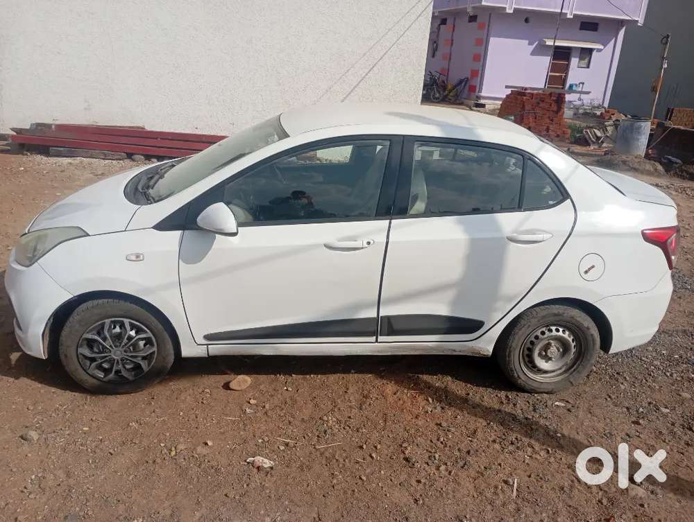 Hyundai Xcent 2016 Diesel 74550 Km Driven