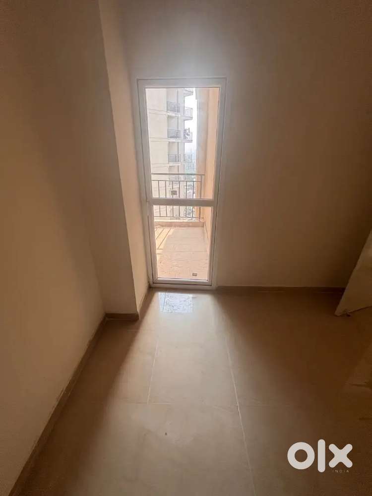 2bhk raw flat