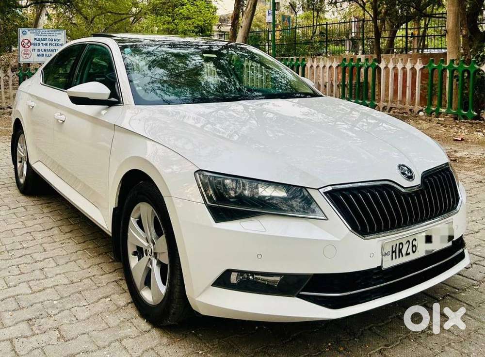 Skoda Superb Style 1.8 Tsi Mt, 2018, Petrol
