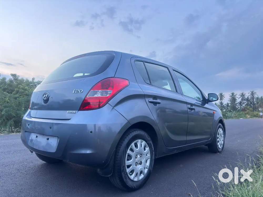 Hyundai I20 Magna Petrol 2011